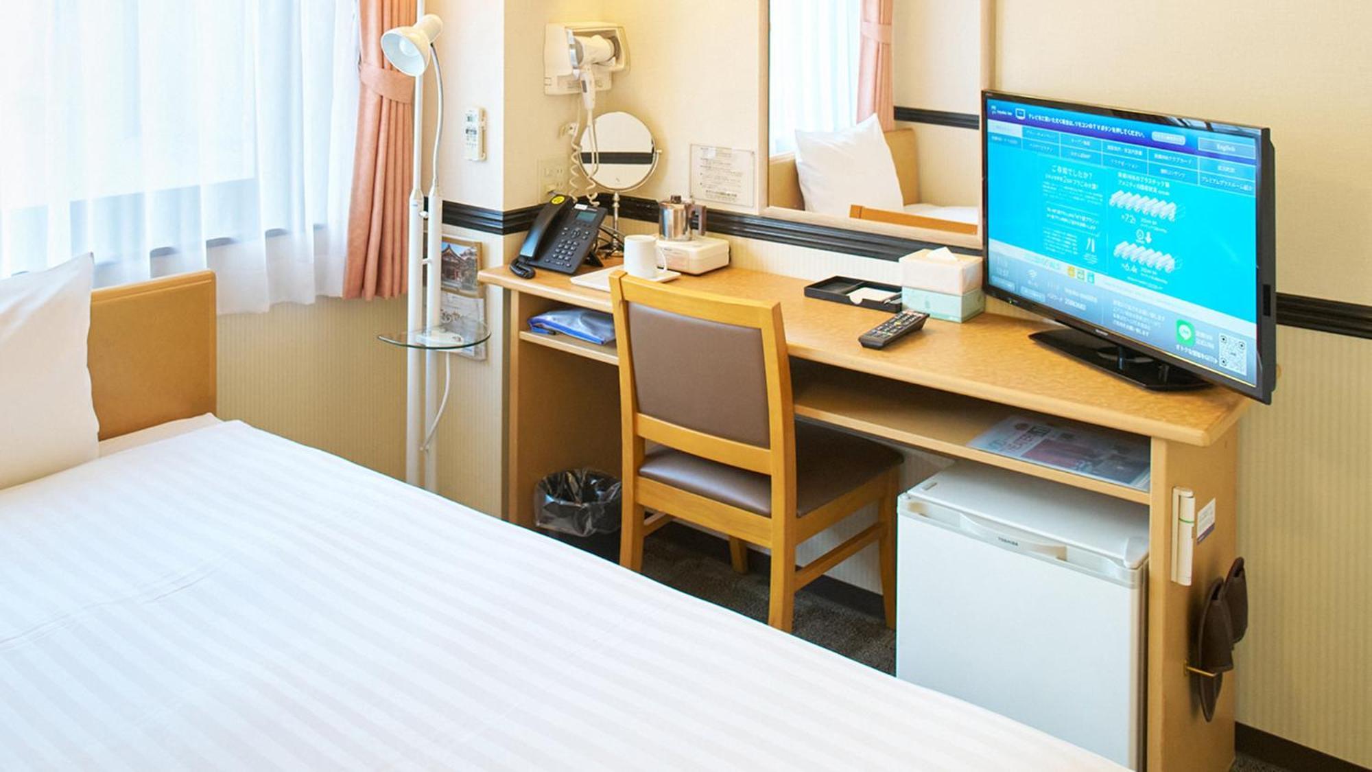 Toyoko Inn Nagoya-Eki Sakuradori-Guchi Honkan Exterior foto
