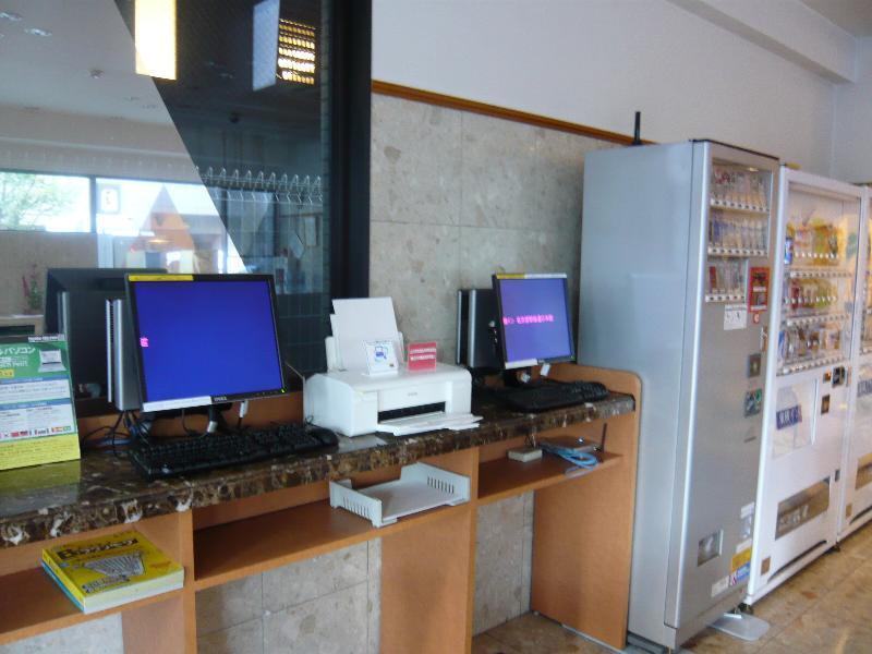 Toyoko Inn Nagoya-Eki Sakuradori-Guchi Honkan Exterior foto